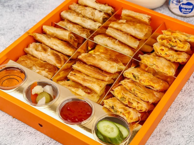 
                                Fatayer And Mahashi Al Waha Cafeteria