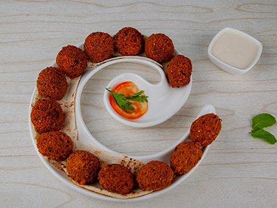 
                                Qaser Al Falafil Cafeteria